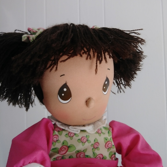 Precious Moments December doll - Picture 2 of 10